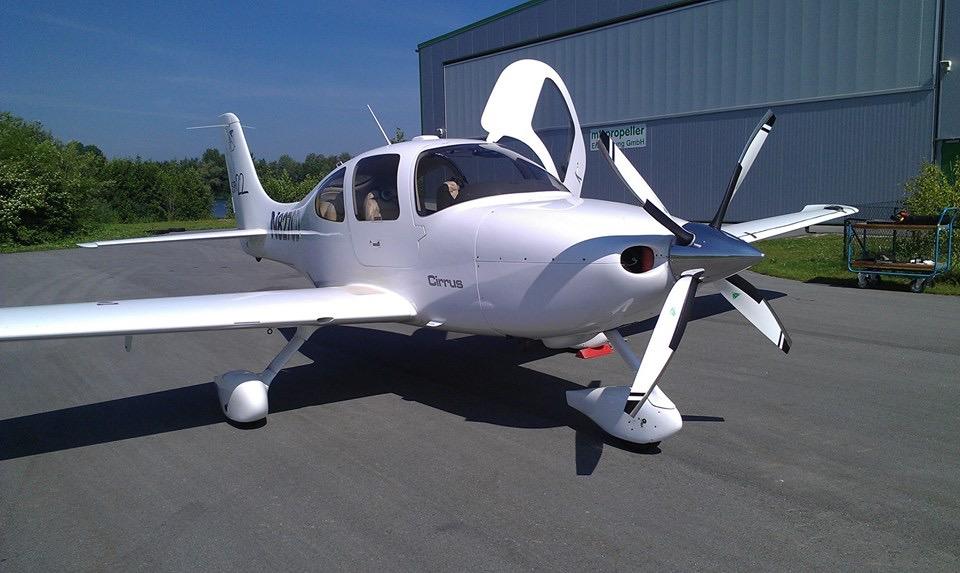 Cirrus SR22